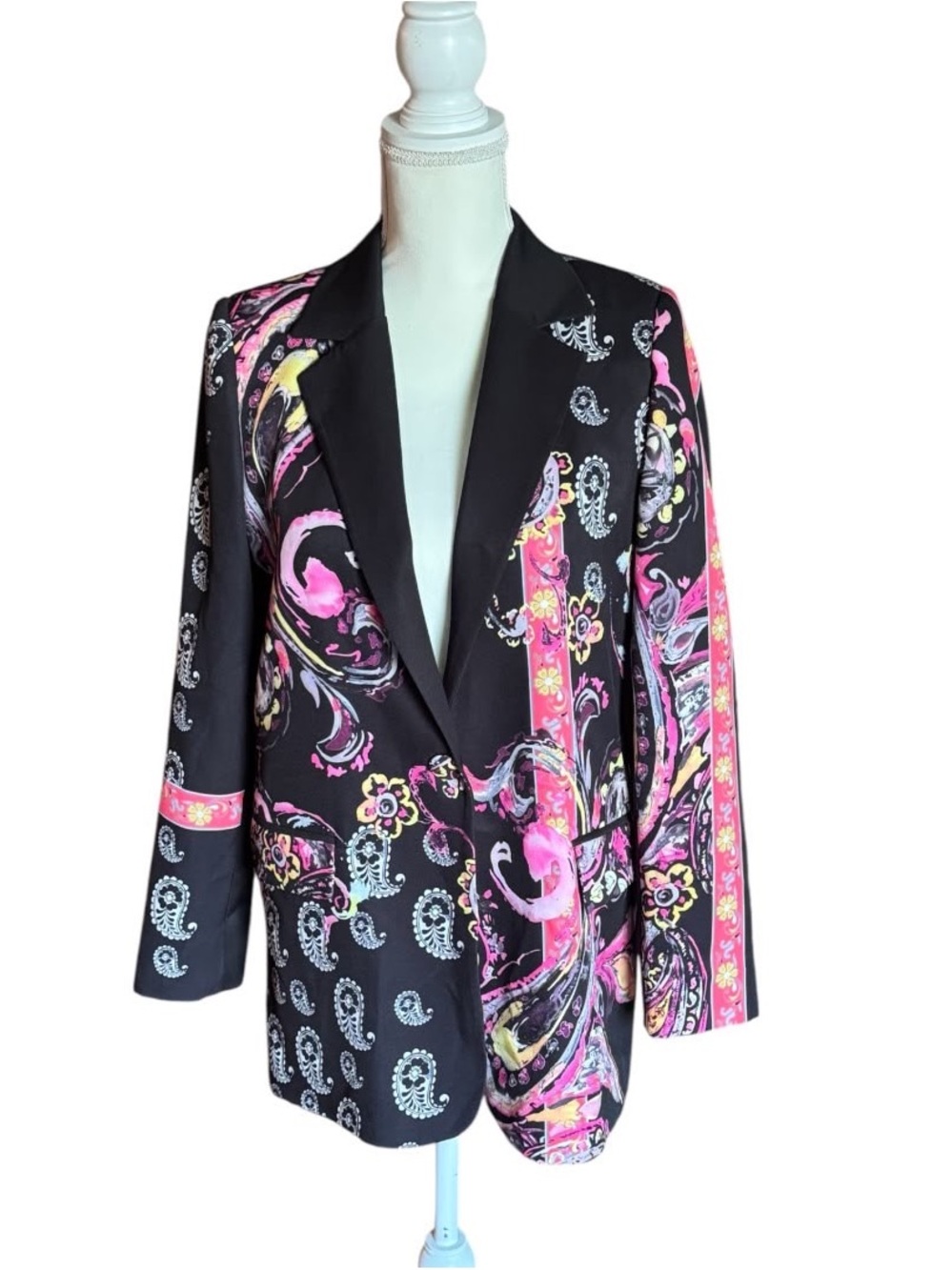 Black & Pink Paisley-Print Women's Blazer Jacket